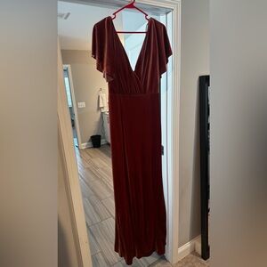 Elegant Burgundy Evening Gown Jenny Yoo size 10
